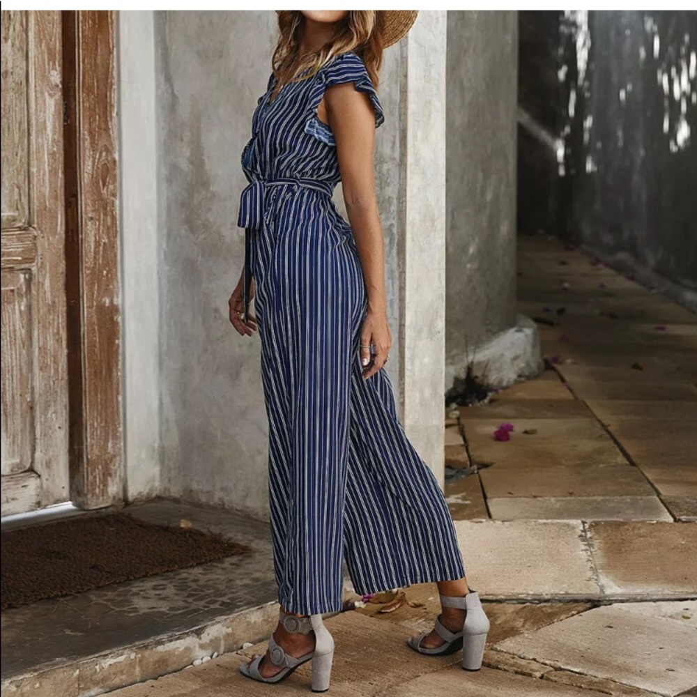 Striped Ruffle-Sleeve Jumpsuit - Picture 4 of 7